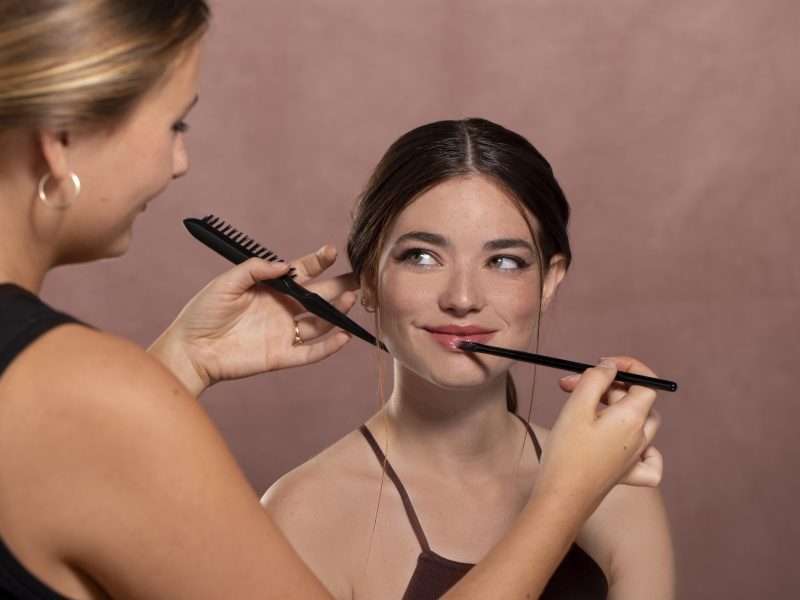 Tuto maquillage bohème chic : toutes les étapes